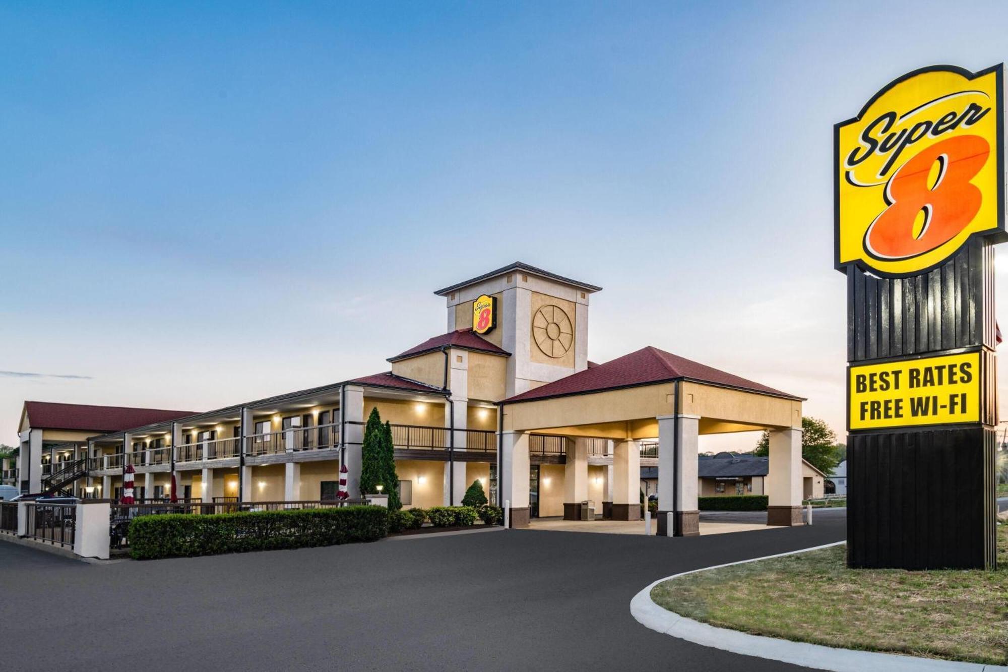 Super 8 By Wyndham Columbia Hotel Exterior foto